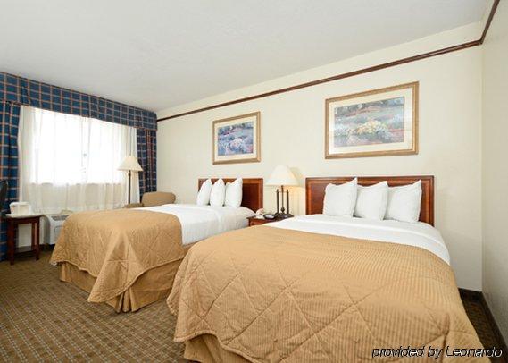 Budget - Sam Hotel 3*